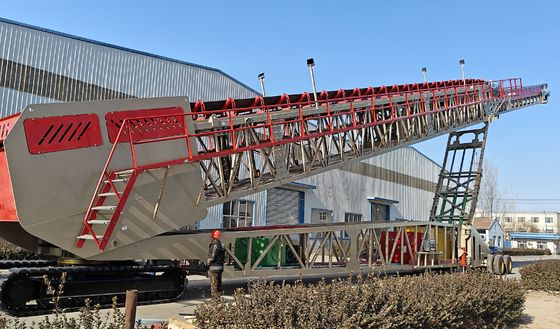 Transporteur de chargement de navire monté sur voie pour les applications de chargement de fret en vrac dans les ports